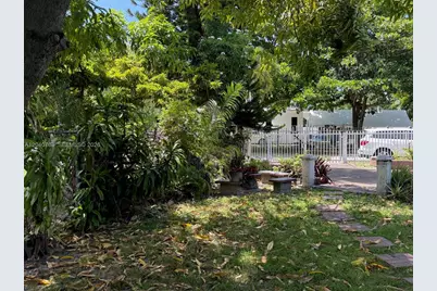 12600 Country Club Ln, Miami, FL 33167 - Photo 1