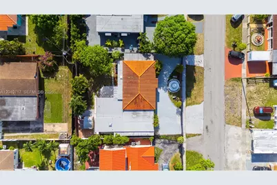 491 W 35th Pl, Hialeah, FL 33012 - Photo 48