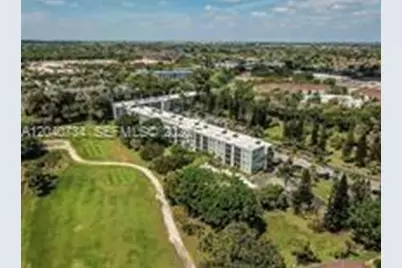 8461 Springtree Dr #402A, Sunrise, FL 33351 - Photo 1