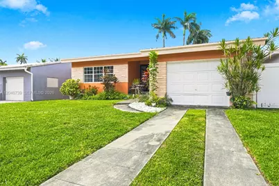 1222 Hollywood Blvd #., Hollywood, FL 33019 - Photo 2