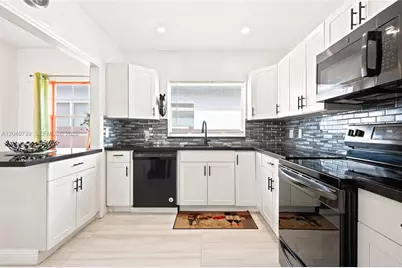 1222 Hollywood Blvd #., Hollywood, FL 33019 - Photo 8
