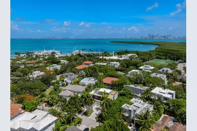 165 Hampton Ln, Key Biscayne, FL 33149 - Photo 50
