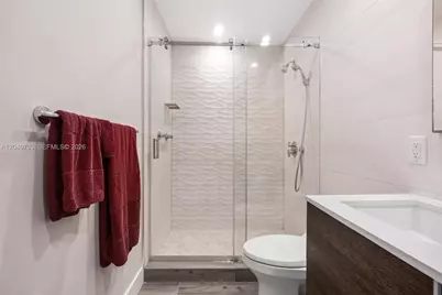 90 Edgewater Dr #PH03, Coral Gables, FL 33133 - Photo 10