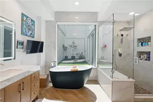 16400 Collins Ave, Sunny Isles Beach, FL 33160 - Photo 2