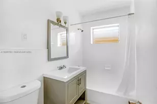 350 75th St, Miami Beach, FL 33141 - Photo 14