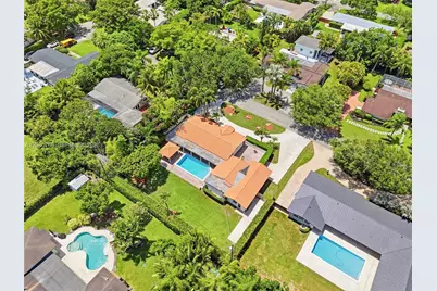 8240 SW 150 Dr, Palmetto Bay, FL 33158 - Photo 18