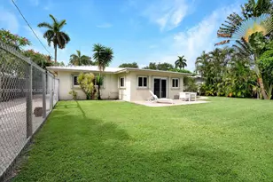 1365 SW 9th St, Boca Raton, FL 33486 - Photo 18