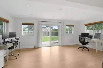 1365 SW 9th St, Boca Raton, FL 33486 - Photo 10