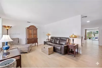9241 SW 183rd Ter, Palmetto Bay, FL 33157 - Photo 2