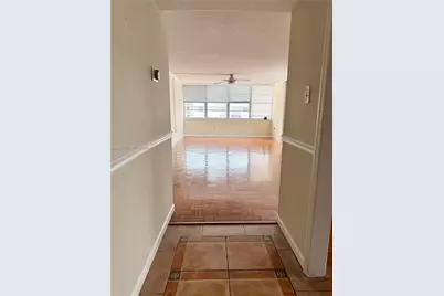 18051 Biscayne Blvd #1905, Aventura, FL 33160 - Photo 24