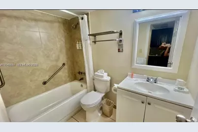 19201 Collins Ave #942, Sunny Isles Beach, FL 33160 - Photo 14