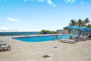 19201 Collins Ave, Sunny Isles Beach, FL 33160 - Photo 34