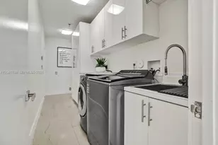 10762 NW 71st St, Doral, FL 33178 - Photo 38