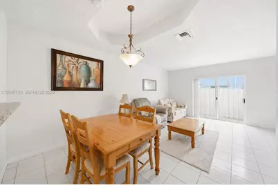 14137 SW 121st Pl, Miami, FL 33186 - Photo 12