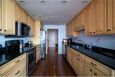 1581 Brickell Ave #PH104, Miami, FL 33129 - Photo 22