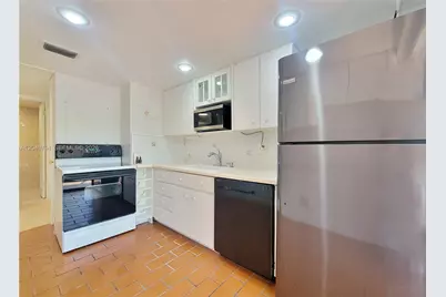 77 Crandon Blvd #2B, Key Biscayne, FL 33149 - Photo 12