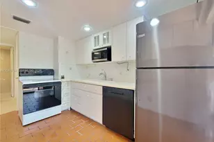 77 Crandon Blvd, Key Biscayne, FL 33149 - Photo 12