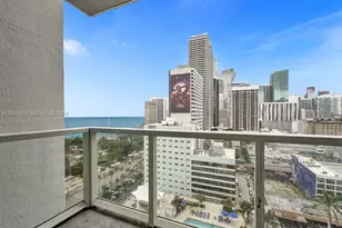 244 Biscayne Blvd, Miami, FL 33132 - Photo 26