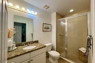 3001 NE 185th St, Aventura, FL 33180 - Photo 20