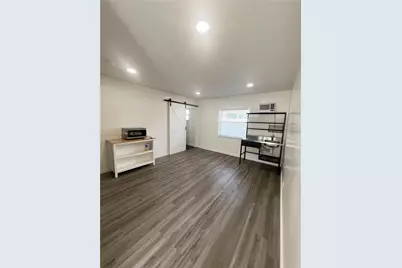 1015 SW 4th Ave #B, Fort Lauderdale, FL 33315 - Photo 1