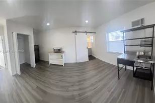 1015 SW 4th Ave, Fort Lauderdale, FL 33315 - Photo 4