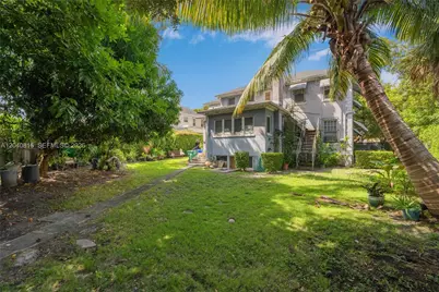 405 SW 11th Ave, Miami, FL 33130 - Photo 2