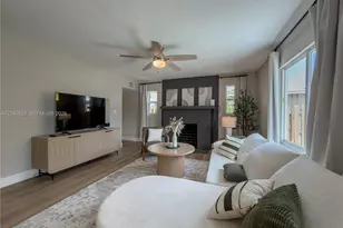 1813 SW 10th St, Fort Lauderdale, FL 33312 - Photo 2