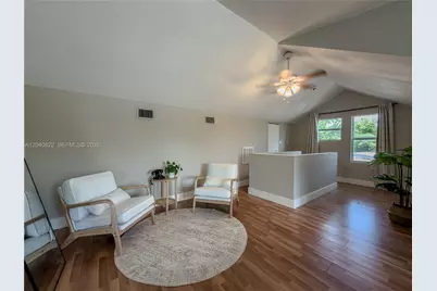 1813 SW 10th St, Fort Lauderdale, FL 33312 - Photo 22