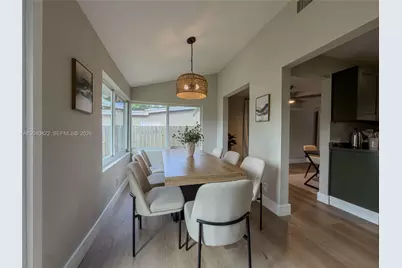1813 SW 10th St, Fort Lauderdale, FL 33312 - Photo 20