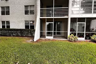 9235 Lagoon Pl, Davie, FL 33324 - Photo 24