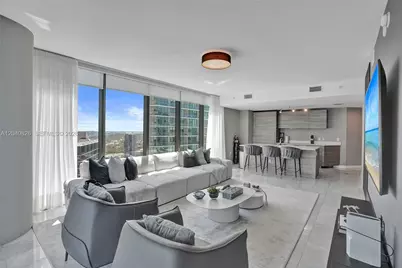 650 NE 32nd St #3901, Miami, FL 33137 - Photo 2
