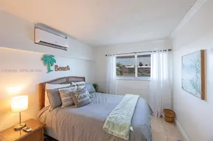 920 SW 10th Terrace, Hallandale Beach, FL 33009 - Photo 14