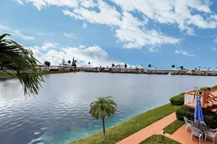 920 SW 10th Terrace, Hallandale Beach, FL 33009 - Photo 18