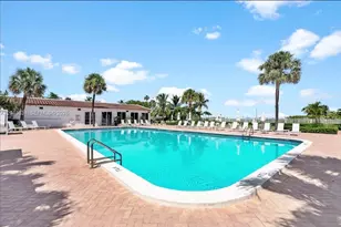 2457 Collins Ave, Miami Beach, FL 33140 - Photo 40