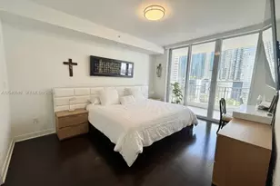 801 Brickell Key Blvd, Miami, FL 33131 - Photo 2