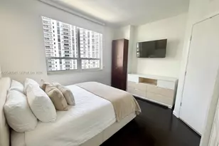 801 Brickell Key Blvd, Miami, FL 33131 - Photo 6