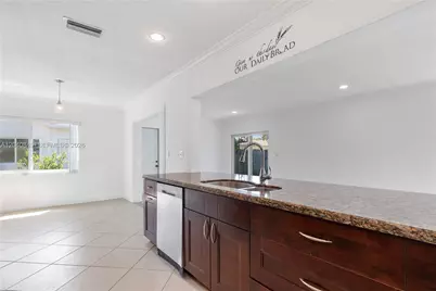 5160 SW 8th St, Margate, FL 33068 - Photo 16