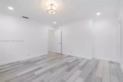 5160 SW 8th St, Margate, FL 33068 - Photo 20
