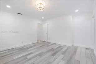 5160 SW 8th St, Margate, FL 33068 - Photo 20