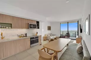 159 NE 6th St, Miami, FL 33132 - Photo 2