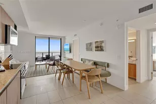 159 NE 6th St, Miami, FL 33132 - Photo 4