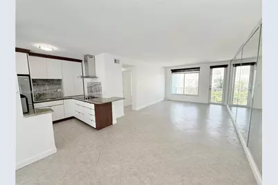 1150 Euclid Ave #210, Miami Beach, FL 33139 - Photo 2
