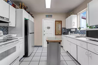 1851 SW 21st Ter, Miami, FL 33145 - Photo 8
