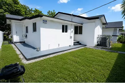 1860 NW 81st St, Miami, FL 33147 - Photo 4