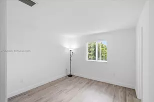 7245 NW 173rd Dr, Hialeah, FL 33015 - Photo 20