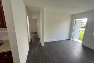 3251 SW 56th Ave, West Park, FL 33023 - Photo 10
