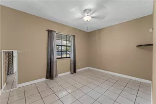 6860 SW 18th St, Miami, FL 33155 - Photo 18