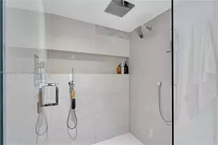 201 Crandon Blvd, Key Biscayne, FL 33149 - Photo 18