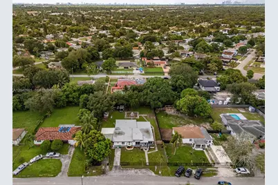 14855 NW 16 Drive, Biscayne Gardens, FL 33167 - Photo 38
