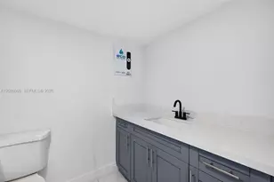 1836 SW 9th Ave, Fort Lauderdale, FL 33315 - Photo 26